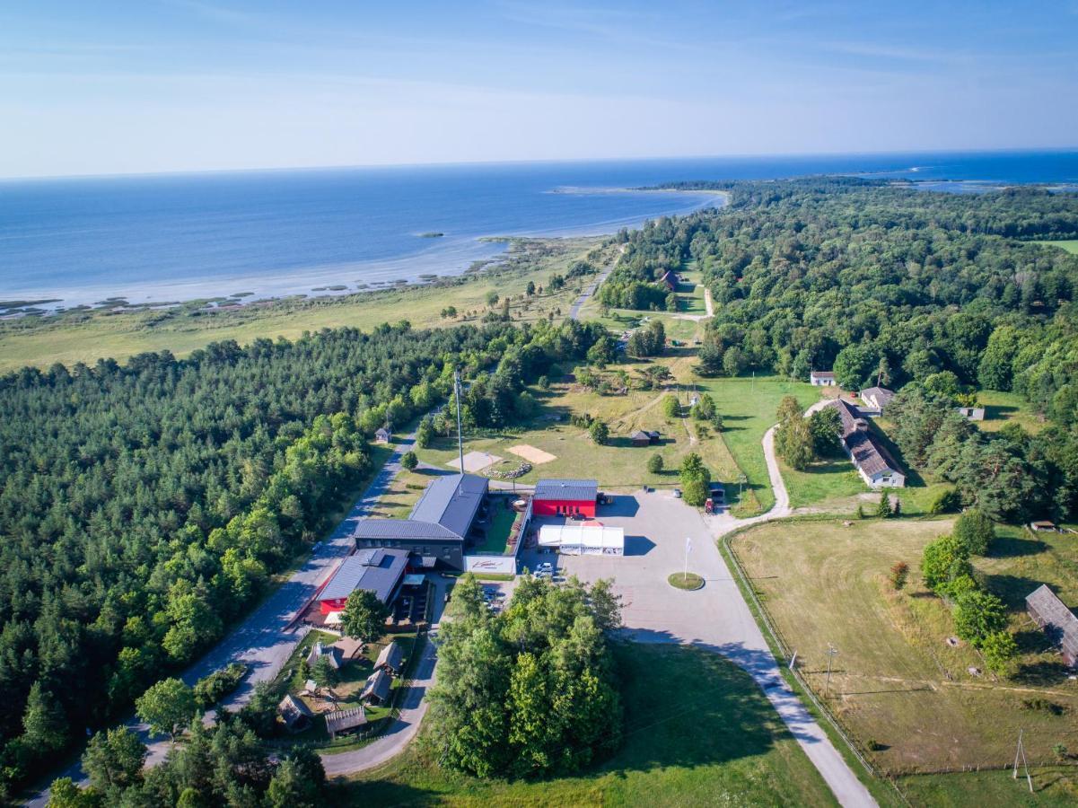 Kassari Puhkekeskus Hotel Kaina Bagian luar foto